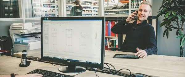 Onduidelijk? Vraag het de vakmensen van de moderne smid!